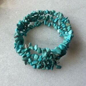 Premier Designs Turquoise Chip Beaded Wrap Bracelet